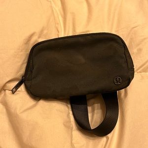 Lululemon camo belt bag